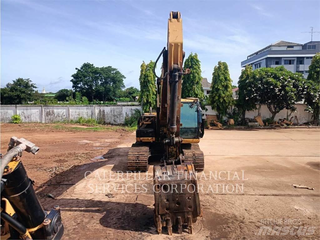 CAT 320D2 Pásová rýpadla