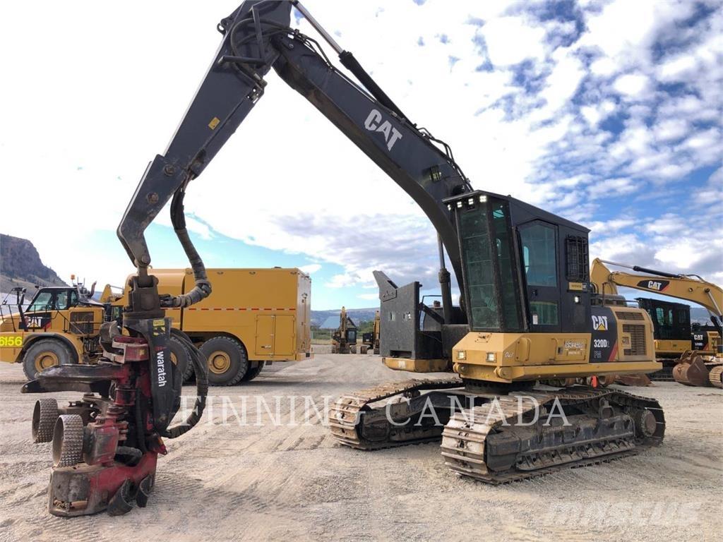 CAT 320D2 FM Jeřáby/Nakladače