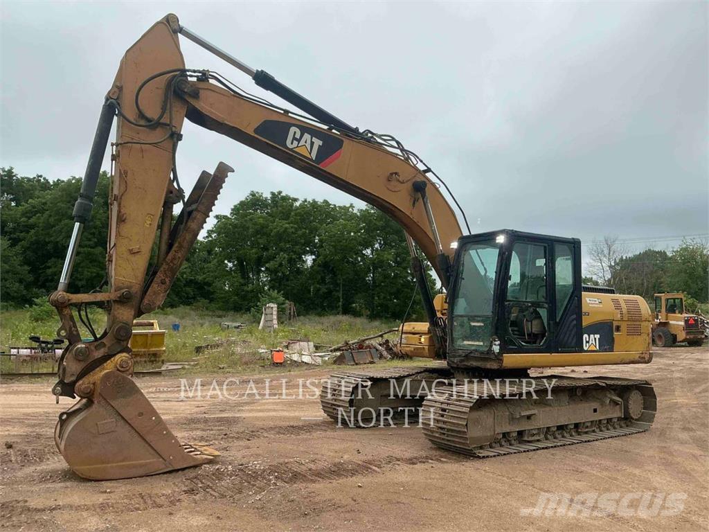 CAT 320DL Pásová rýpadla