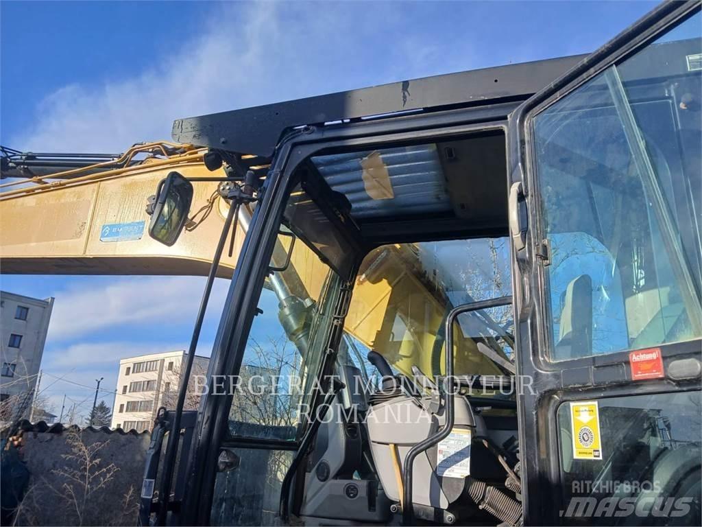 CAT 320FL Pásová rýpadla