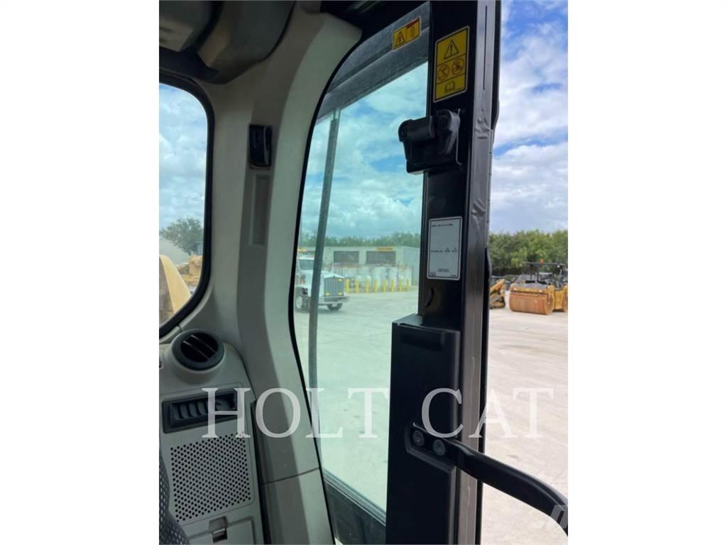 CAT 320GC Pásová rýpadla