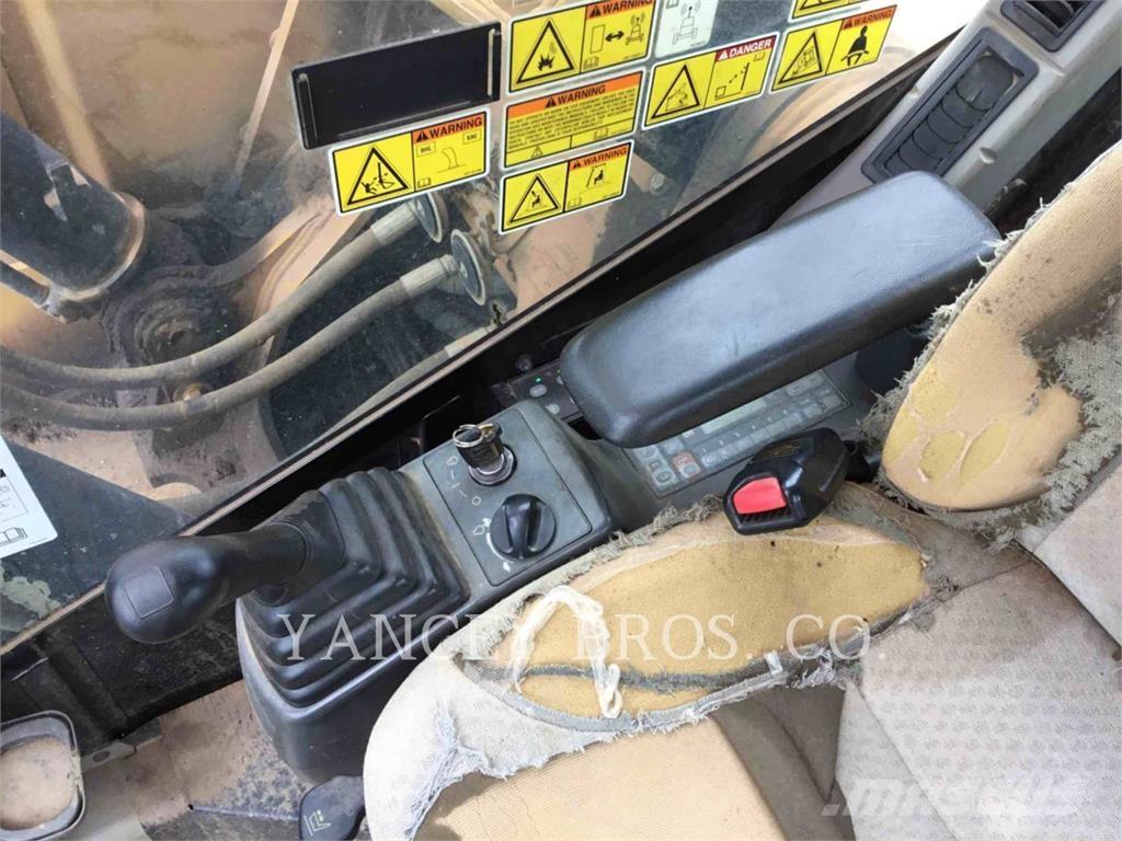 CAT 321DLCR Pásová rýpadla