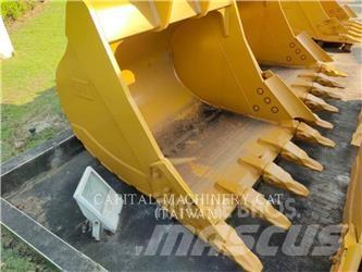 CAT 323 Lopaty