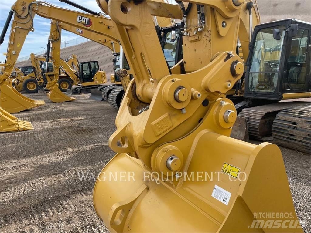CAT 323 Pásová rýpadla