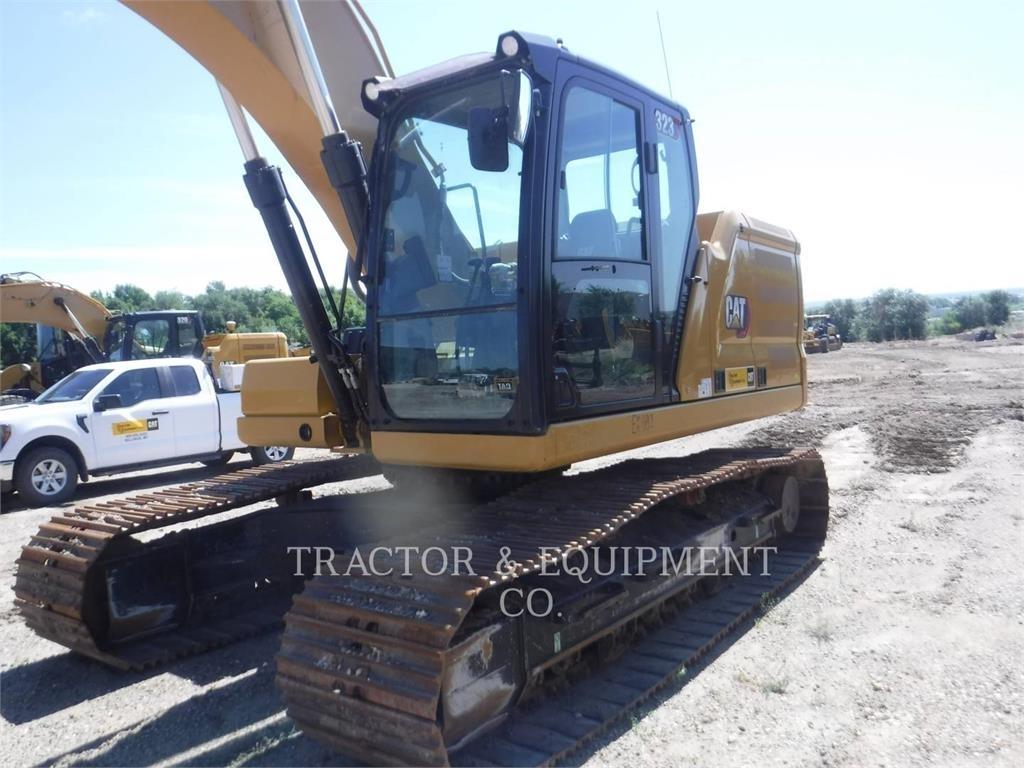 CAT 323 Pásová rýpadla