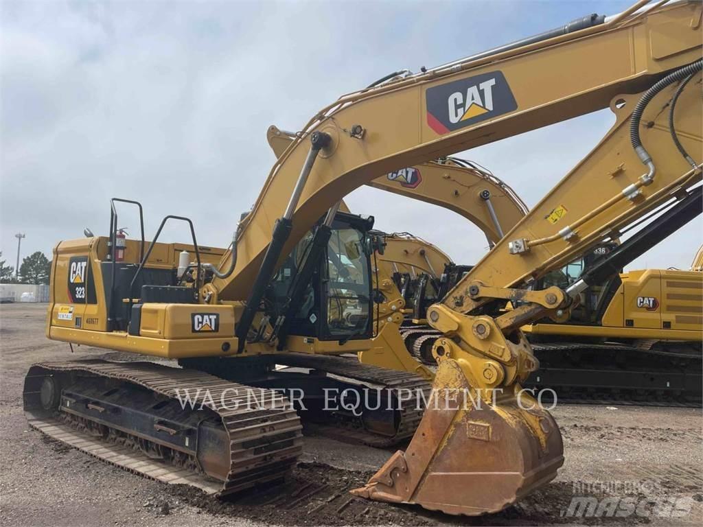 CAT 323 Pásová rýpadla