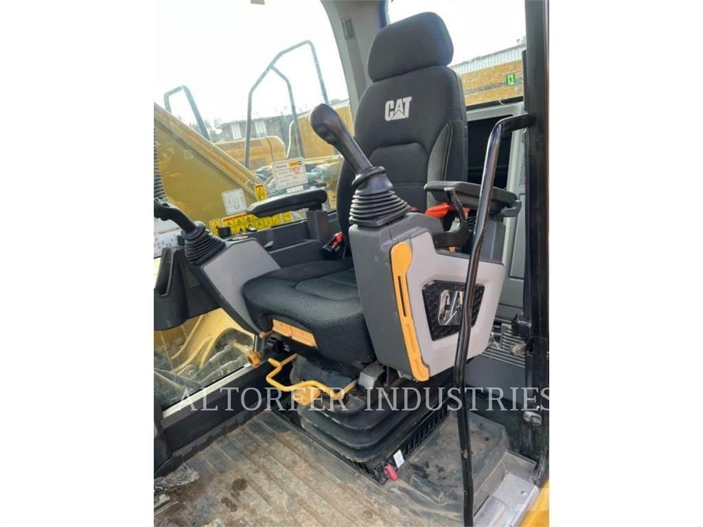 CAT 323-07 Pásová rýpadla