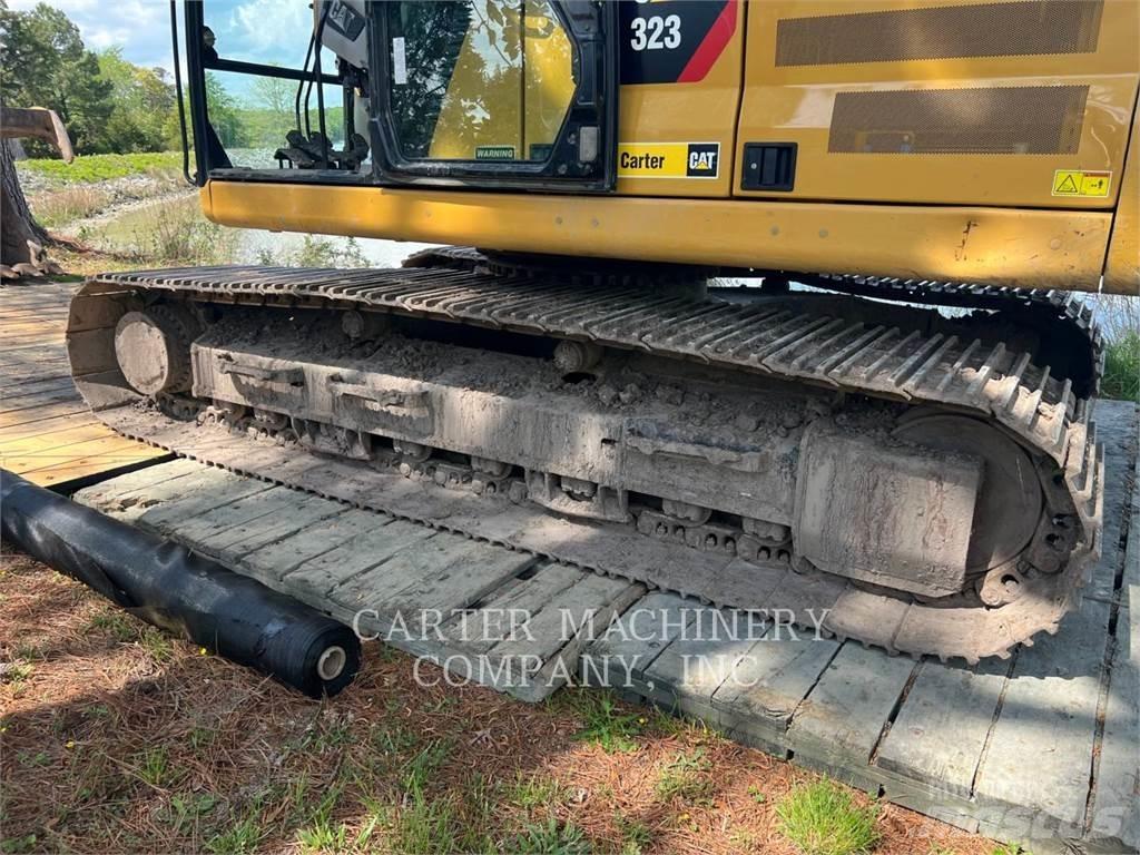 CAT 323-07 Pásová rýpadla