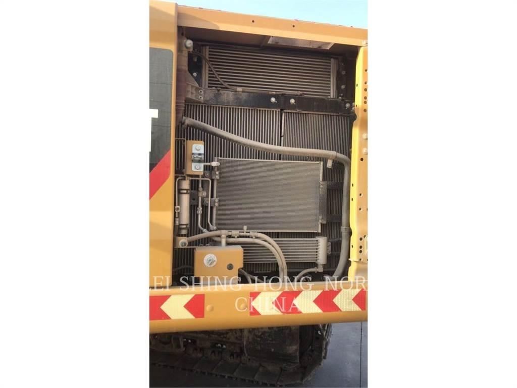 CAT 323-07 Pásová rýpadla