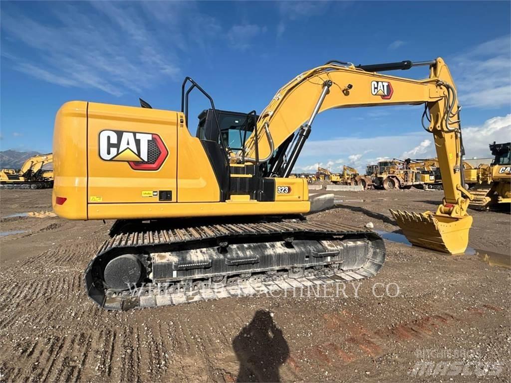 CAT 323 CF Pásová rýpadla