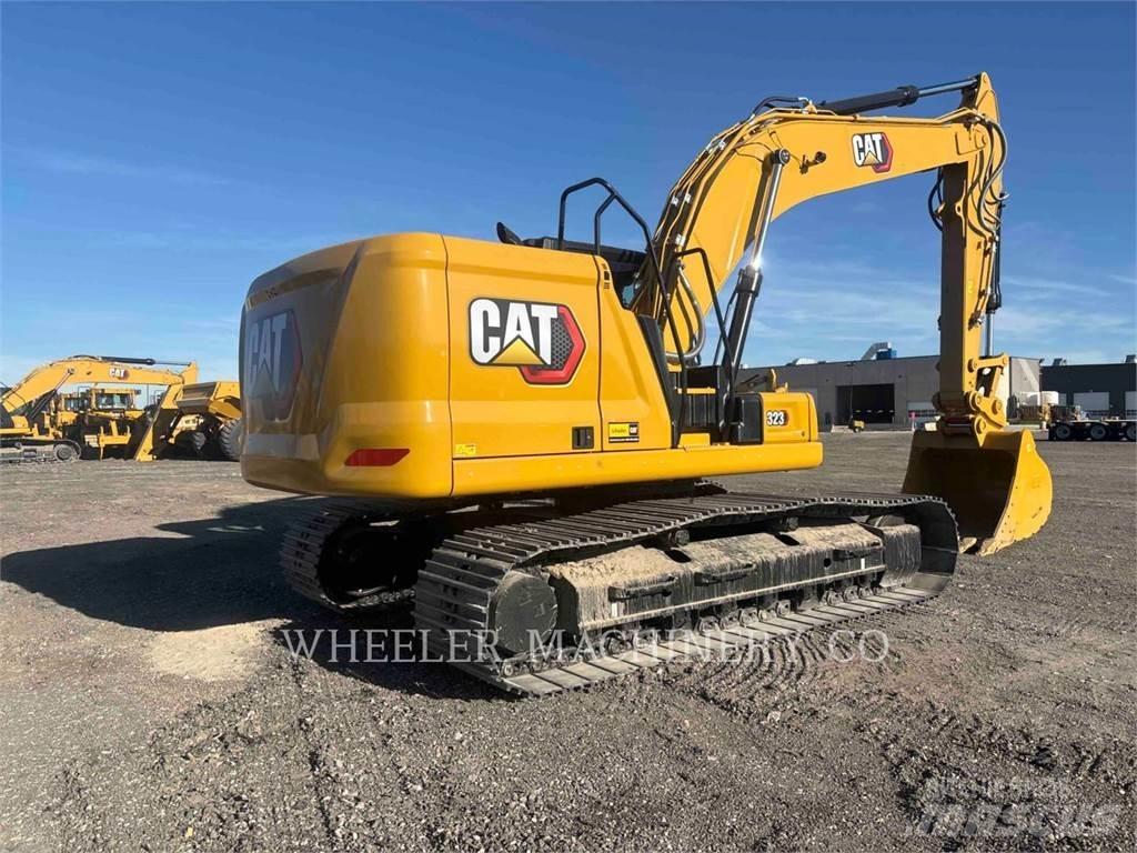 CAT 323 CF Pásová rýpadla