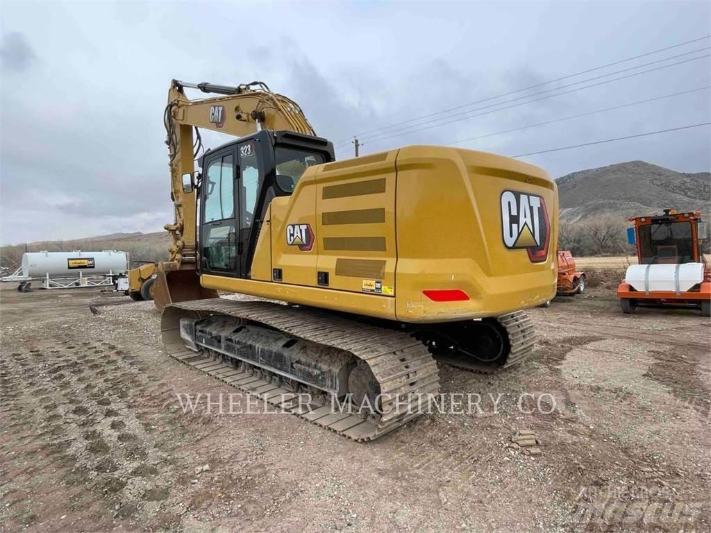 CAT 323 CF Pásová rýpadla