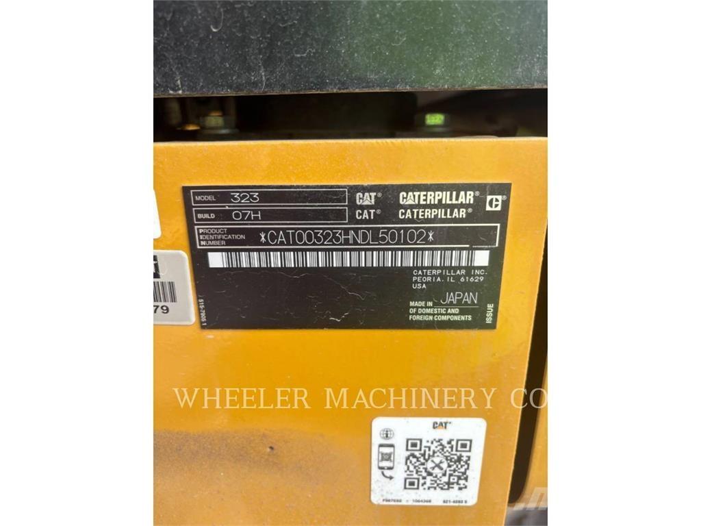 CAT 323 CF Pásová rýpadla