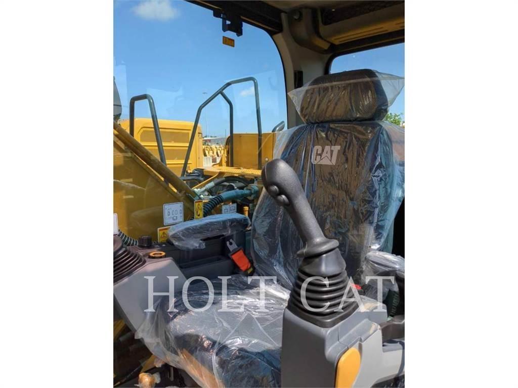 CAT 323 TC Pásová rýpadla