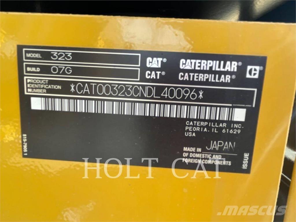 CAT 323 TC Pásová rýpadla