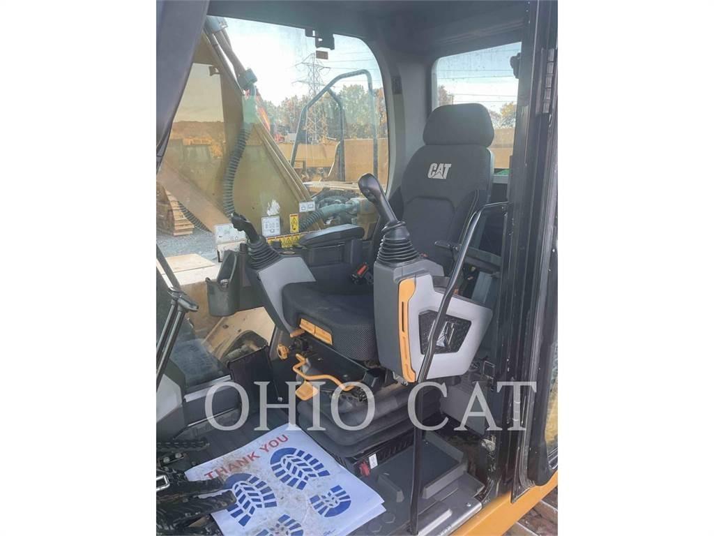 CAT 323 TCS Pásová rýpadla