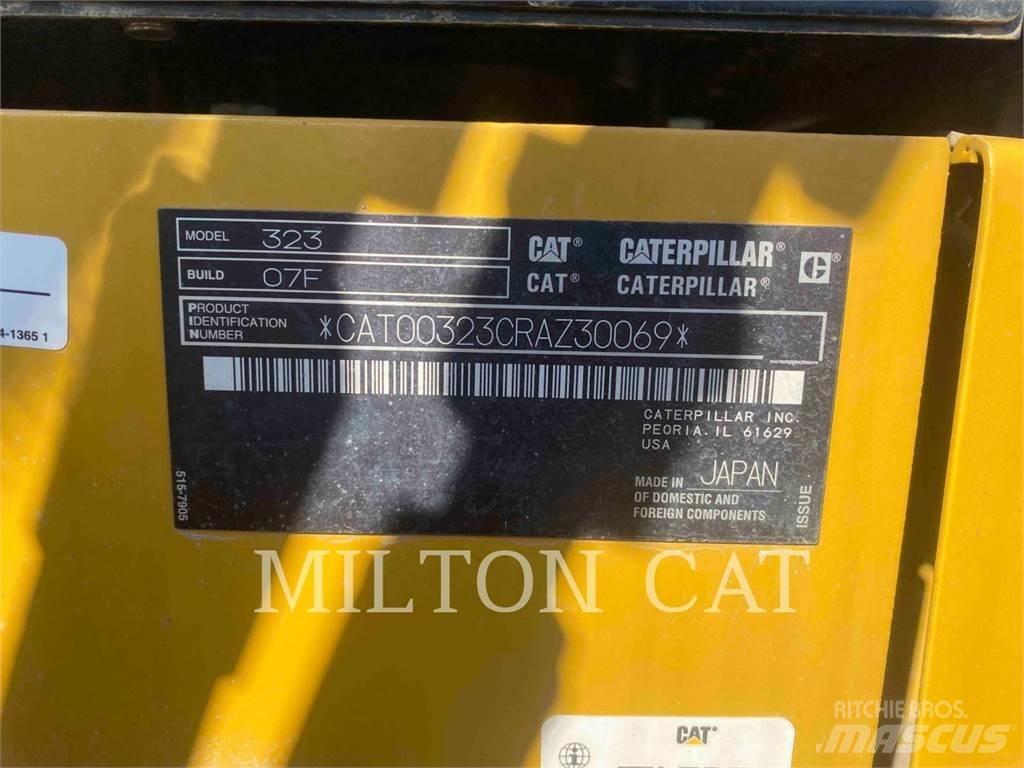CAT 32307 Pásová rýpadla