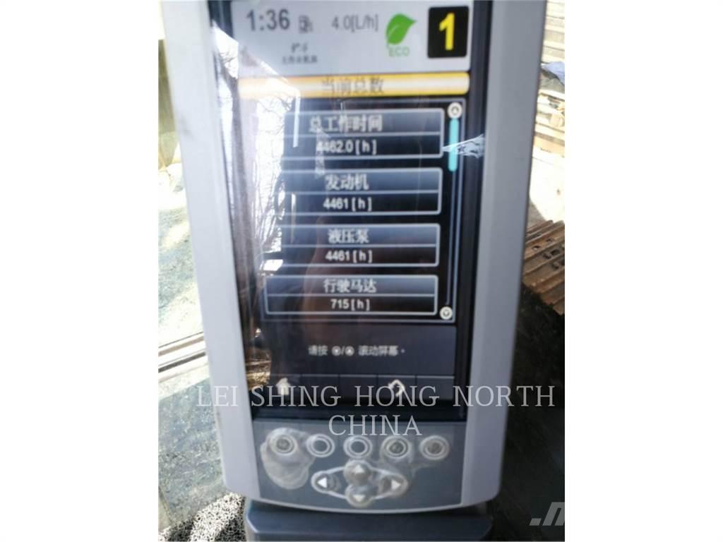 CAT 323D2L Pásová rýpadla