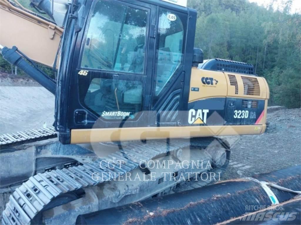 CAT 323DSA Pásová rýpadla