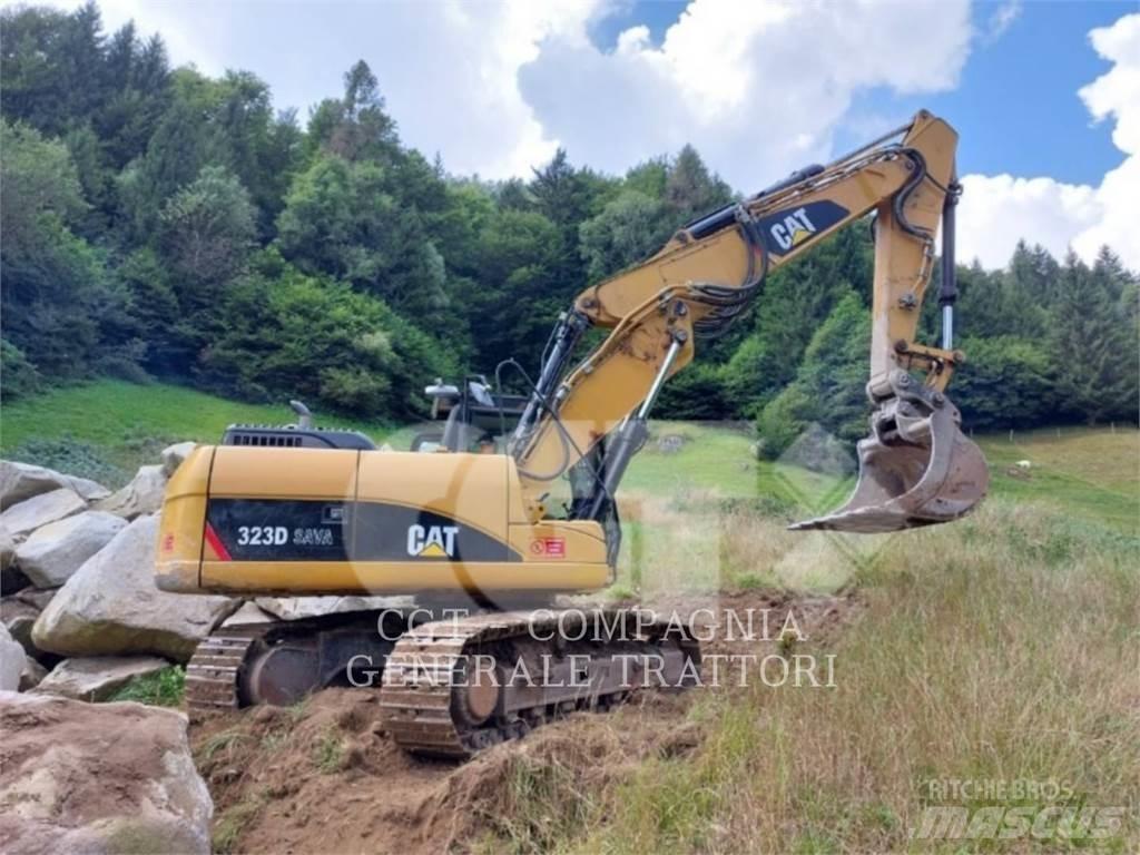 CAT 323DSA Pásová rýpadla