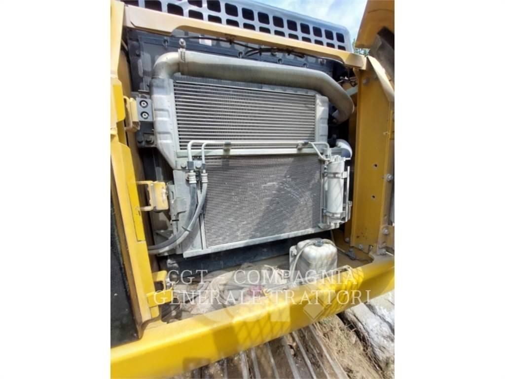 CAT 323DSA Pásová rýpadla