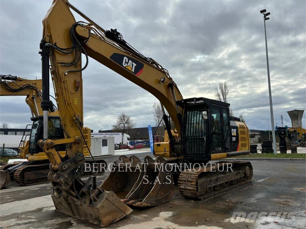 CAT 323F Pásová rýpadla