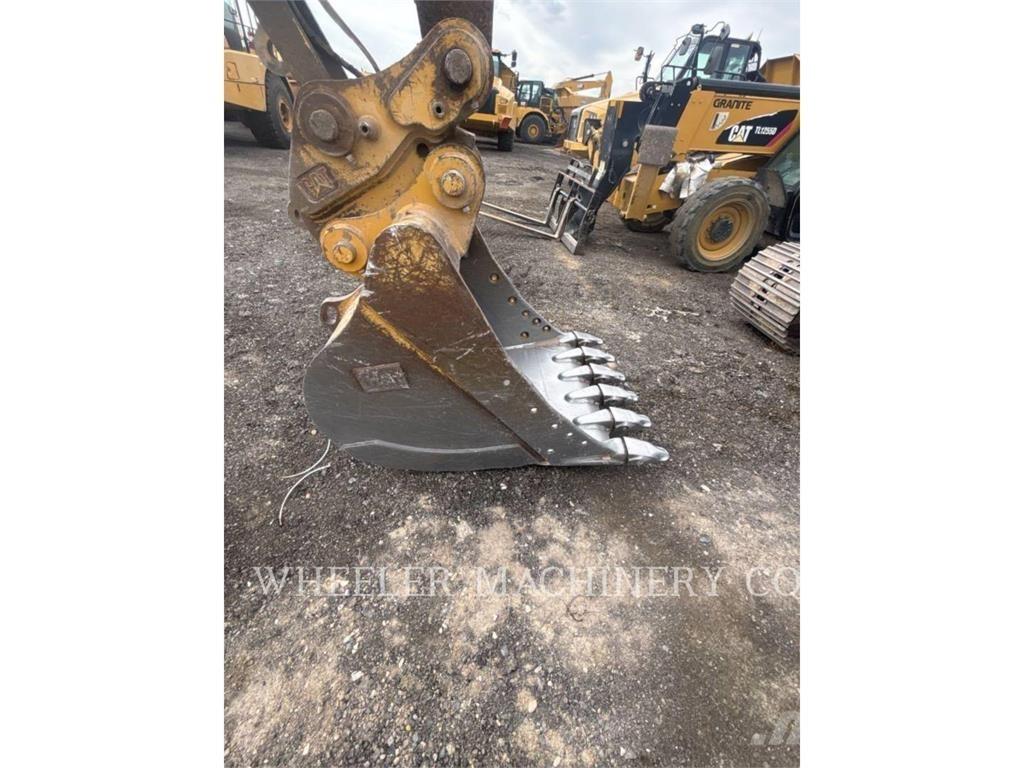 CAT 323F L CF Pásová rýpadla