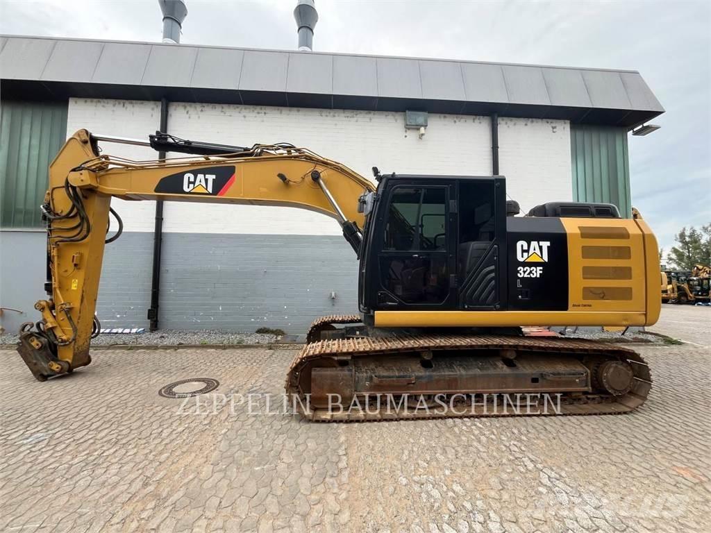 CAT 323FL Pásová rýpadla