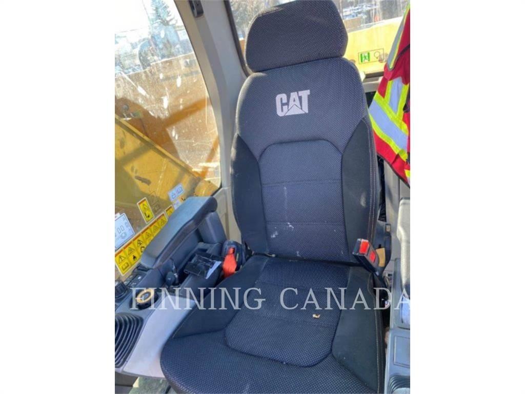 CAT 325-07 Pásová rýpadla
