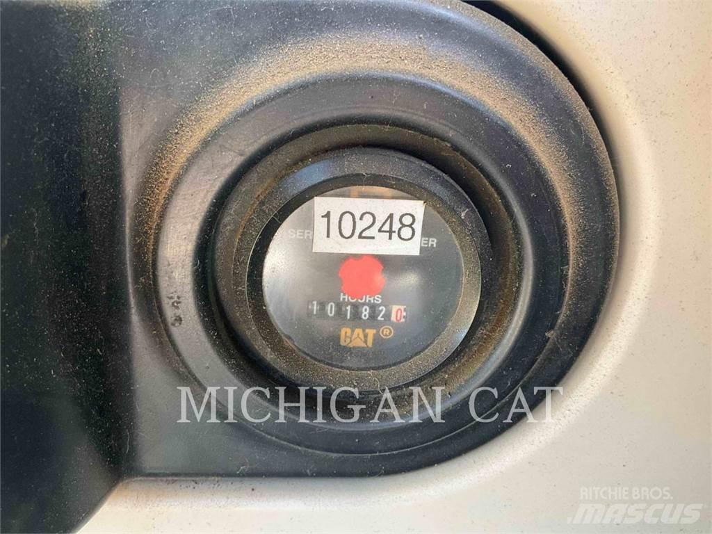 CAT 325CL Pásová rýpadla