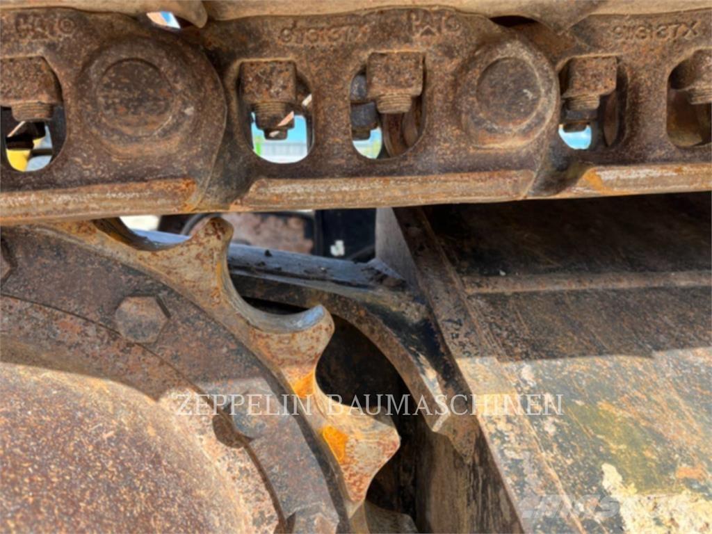 CAT 325FL Pásová rýpadla
