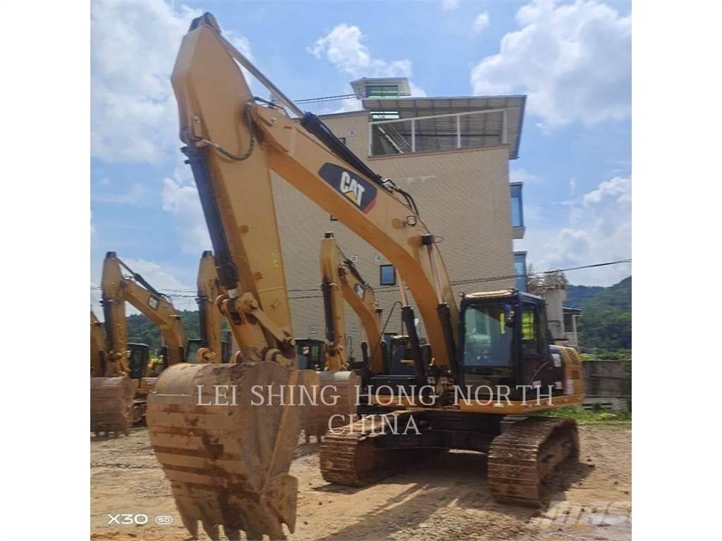 CAT 326D2L Pásová rýpadla