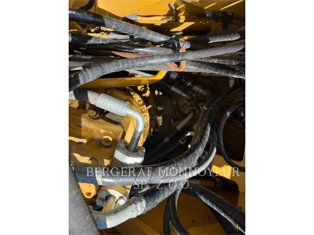 CAT 326FL Pásová rýpadla