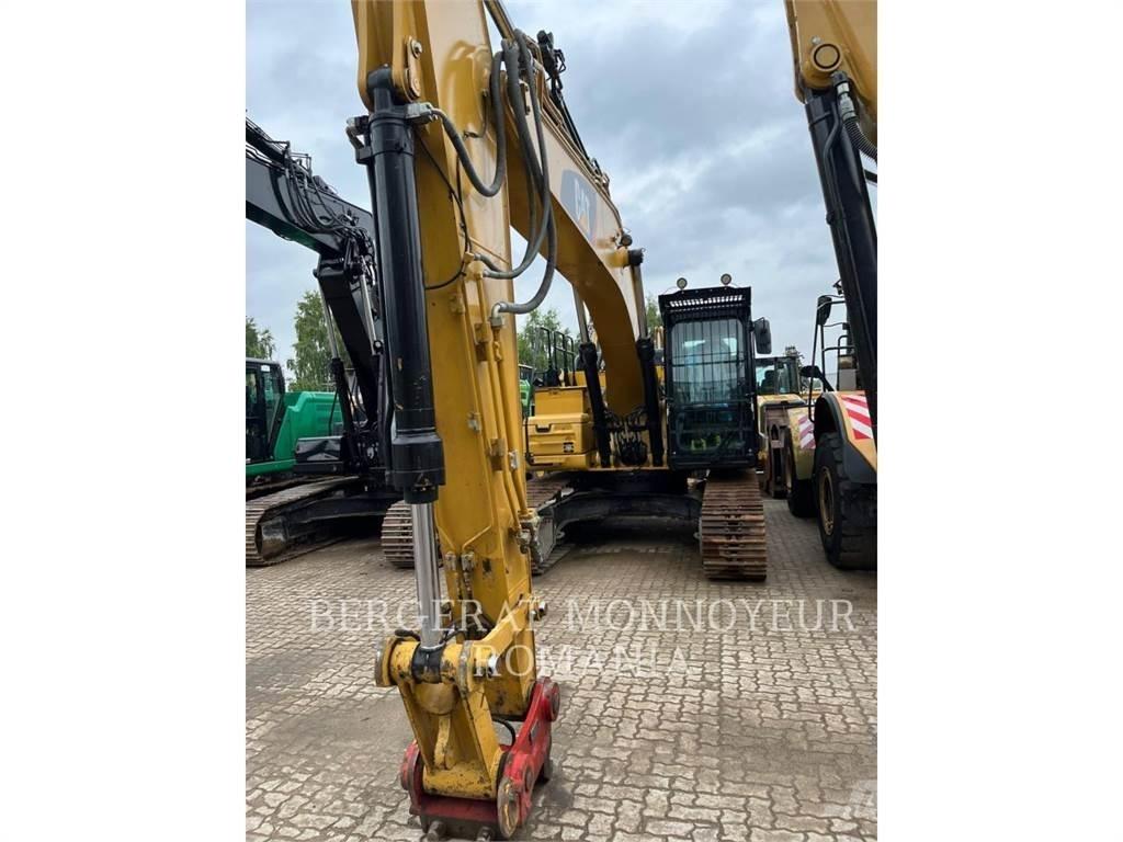 CAT 326FLN Pásová rýpadla