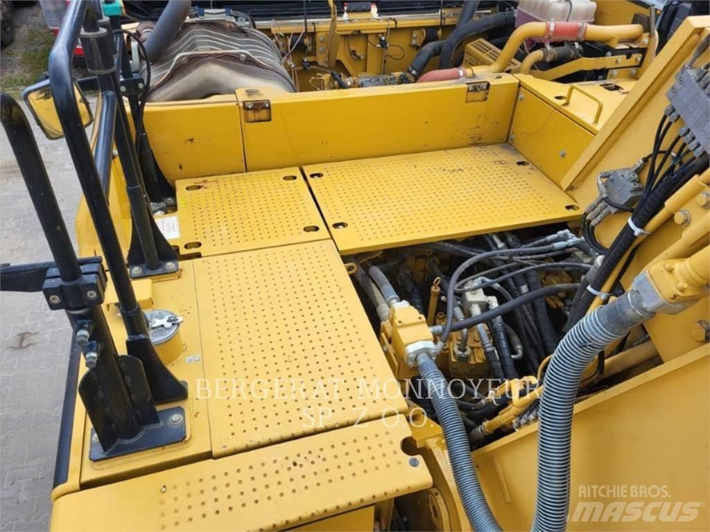 CAT 326FLN Pásová rýpadla