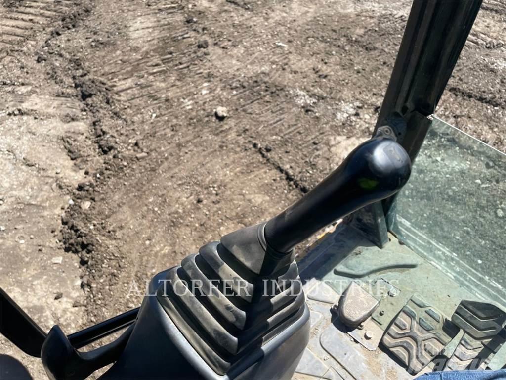 CAT 328DL HMR Pásová rýpadla