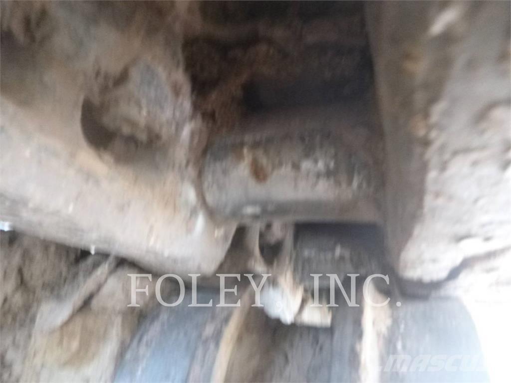 CAT 328DLCR Pásová rýpadla