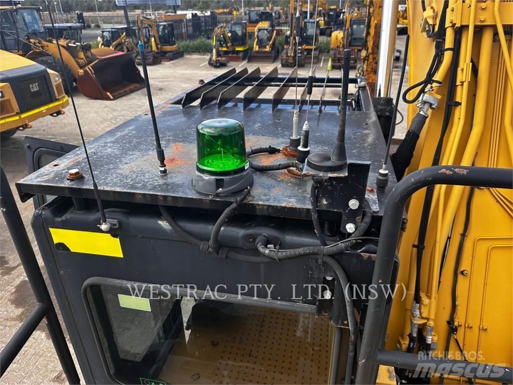 CAT 329DL Pásová rýpadla