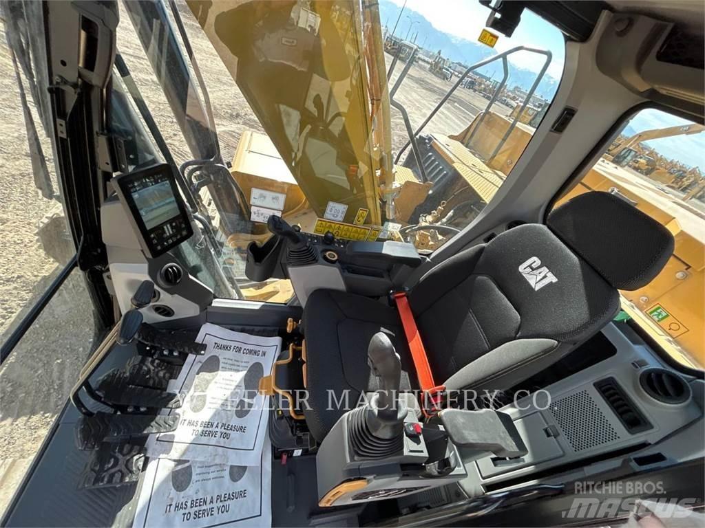 CAT 330 Pásová rýpadla