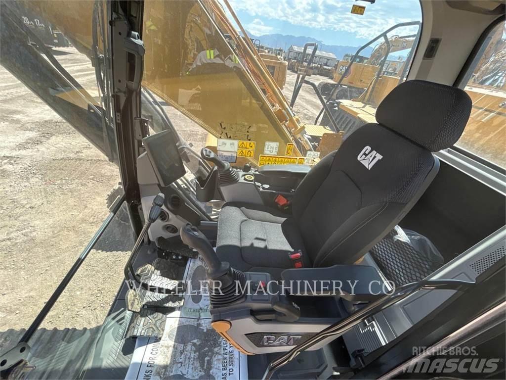 CAT 330 Pásová rýpadla