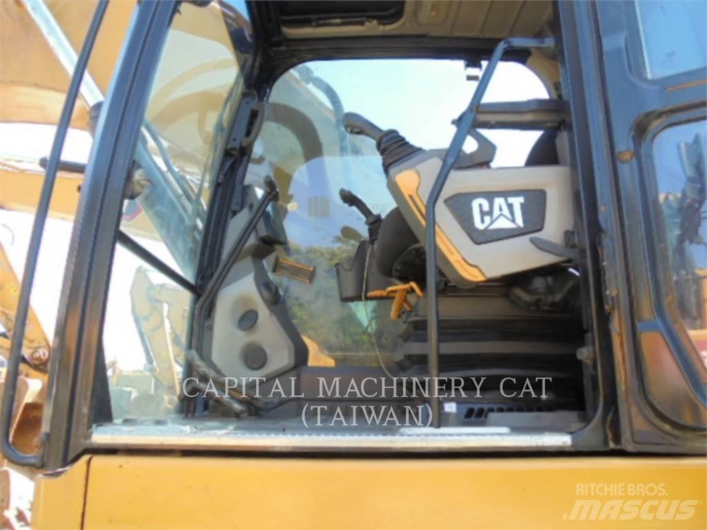 CAT 330-07 Pásová rýpadla