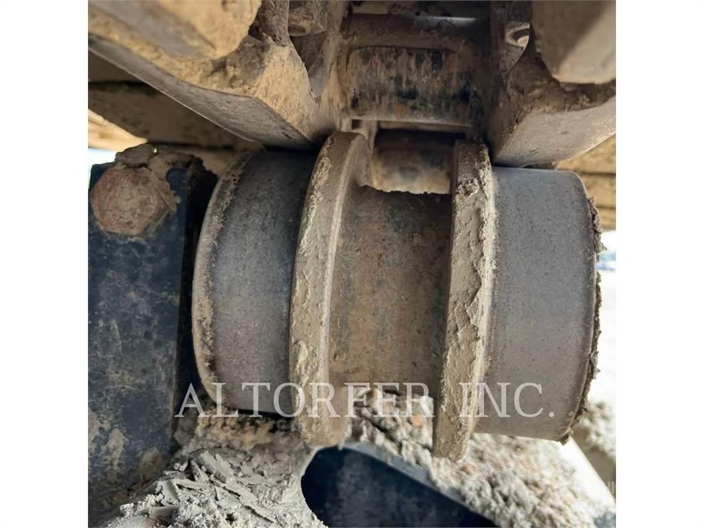 CAT 330-07 Pásová rýpadla