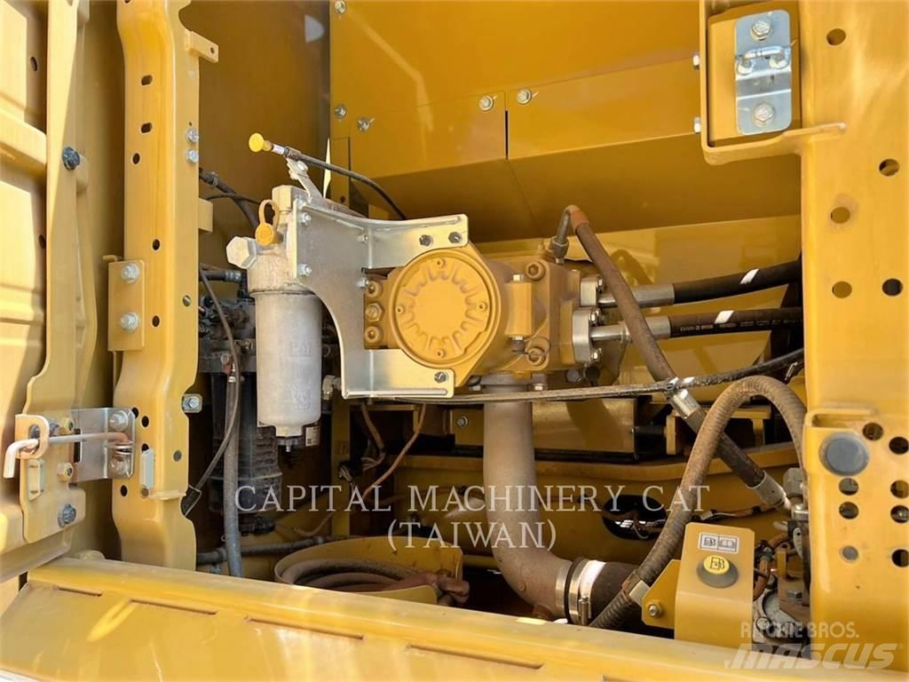 CAT 330-07 Pásová rýpadla