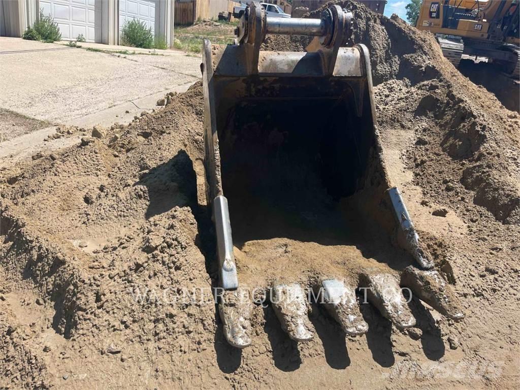 CAT 330 TC Pásová rýpadla