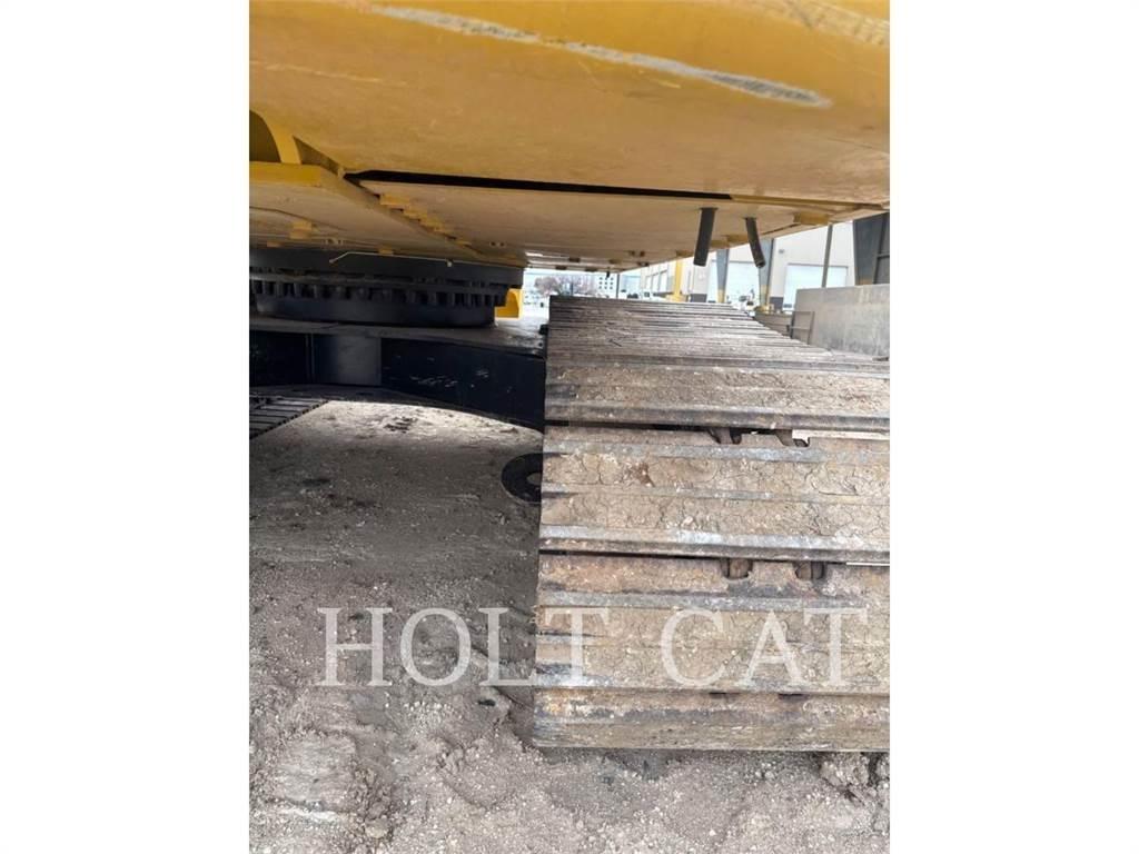 CAT 330 TC Pásová rýpadla
