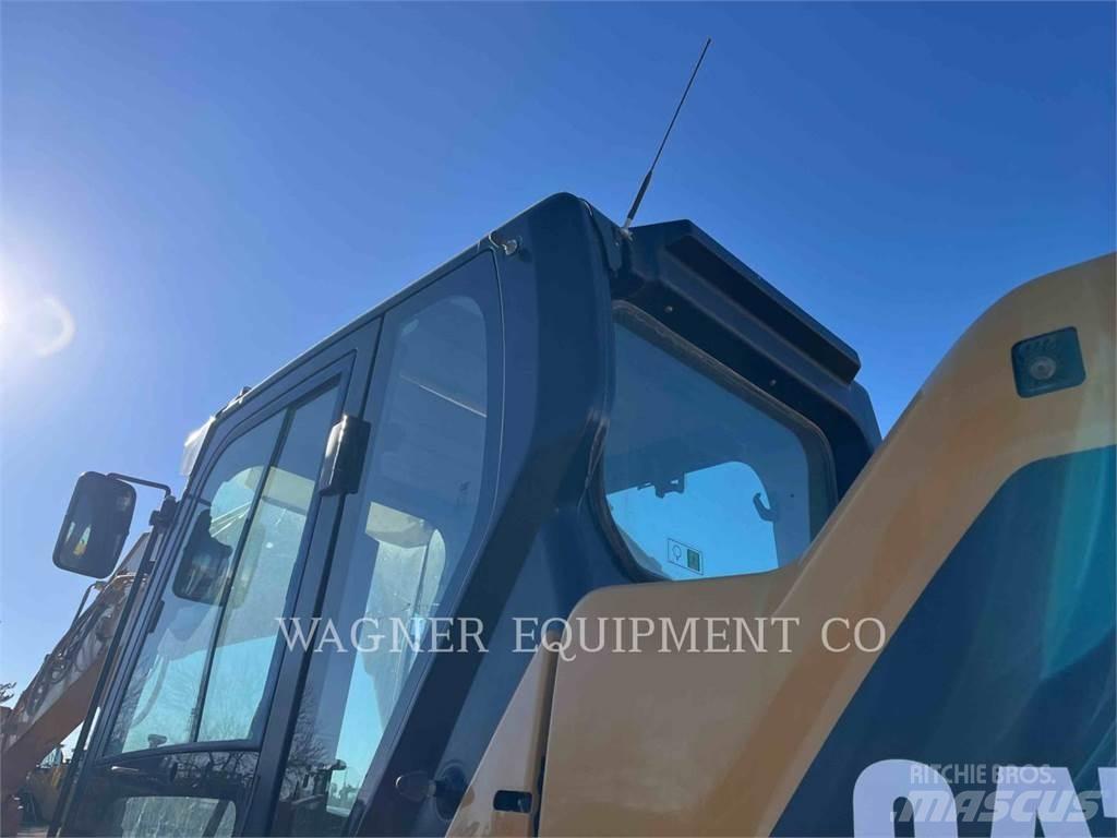 CAT 330 TC Pásová rýpadla