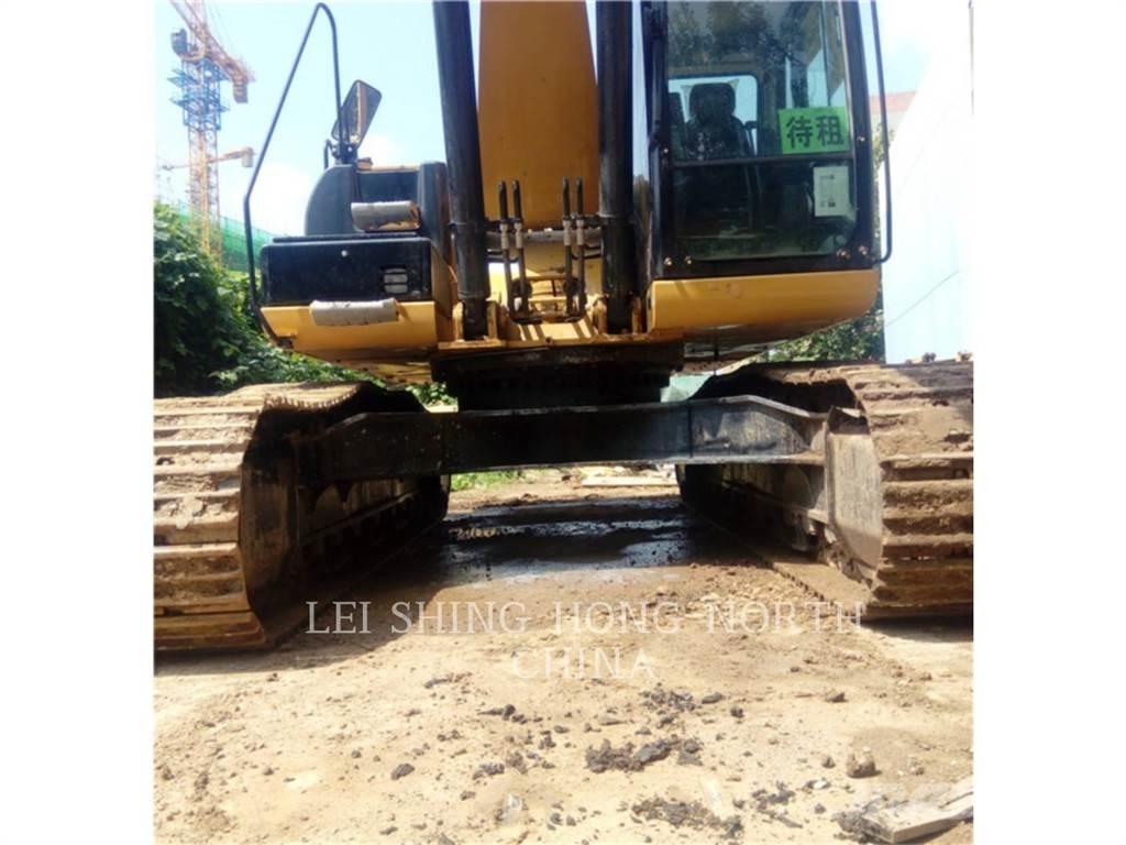CAT 330D2L Pásová rýpadla