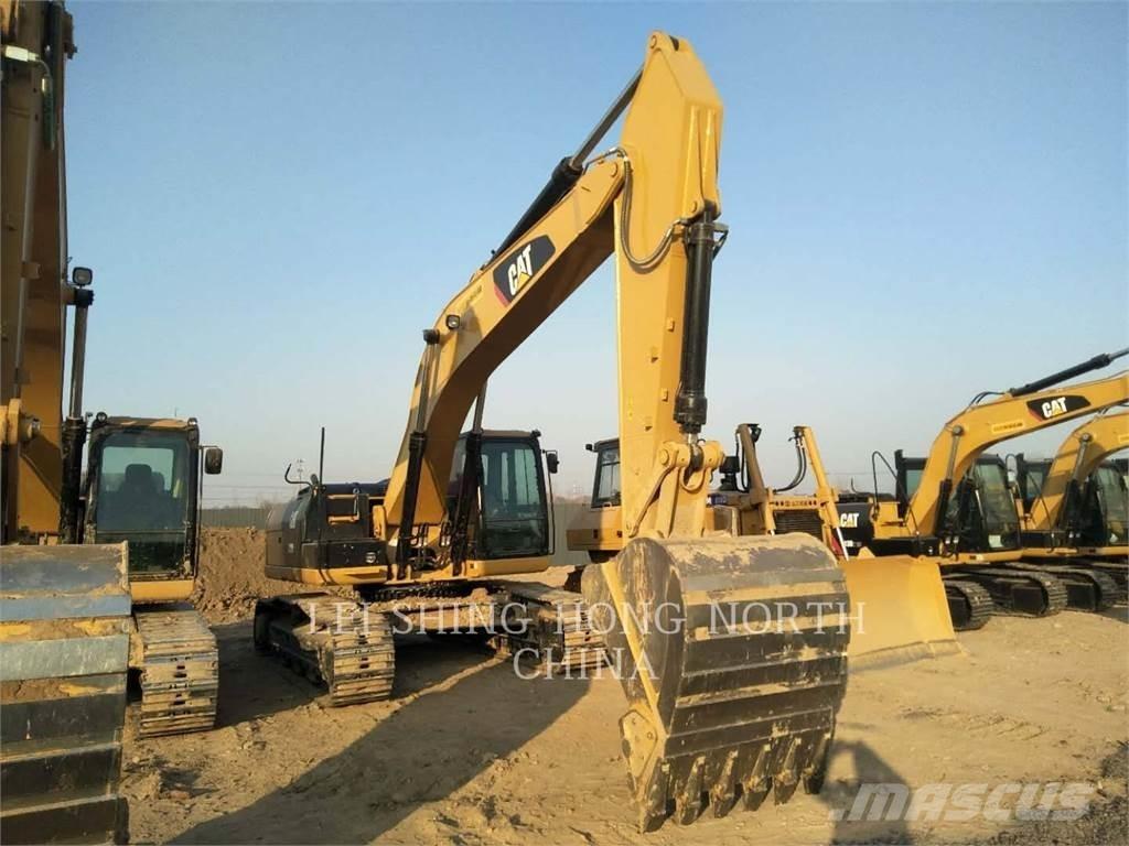 CAT 330D2L Pásová rýpadla