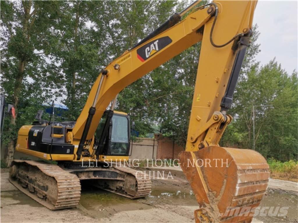 CAT 330D2L Pásová rýpadla