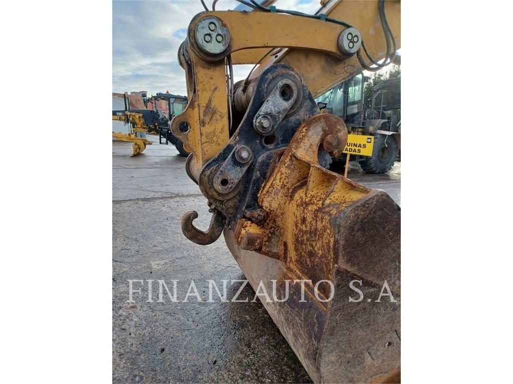 CAT 330DLME Pásová rýpadla